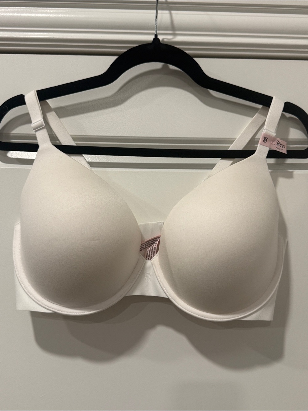 Victoria's Secret Smooth Molded T-Shirt Bra 36DD Push Up NWT